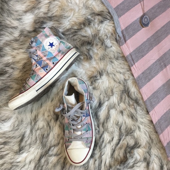 CONVERSE | Custom Print High Tops - Picture 2 of 8